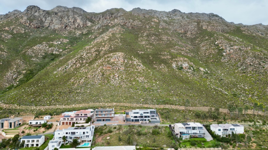 0 Bedroom Property for Sale in Mountainside Western Cape
